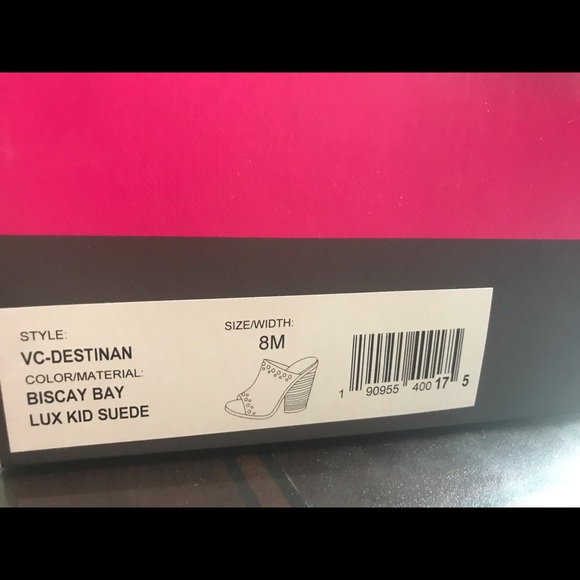 Vince Camuto Blue Heels Sz 8 - Picture 6 of 7